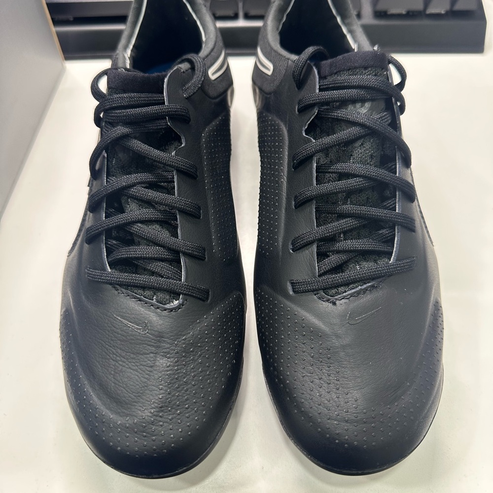 Nike Tiempo Legend 9 Elite FG Soccer Cleat’s Men’s